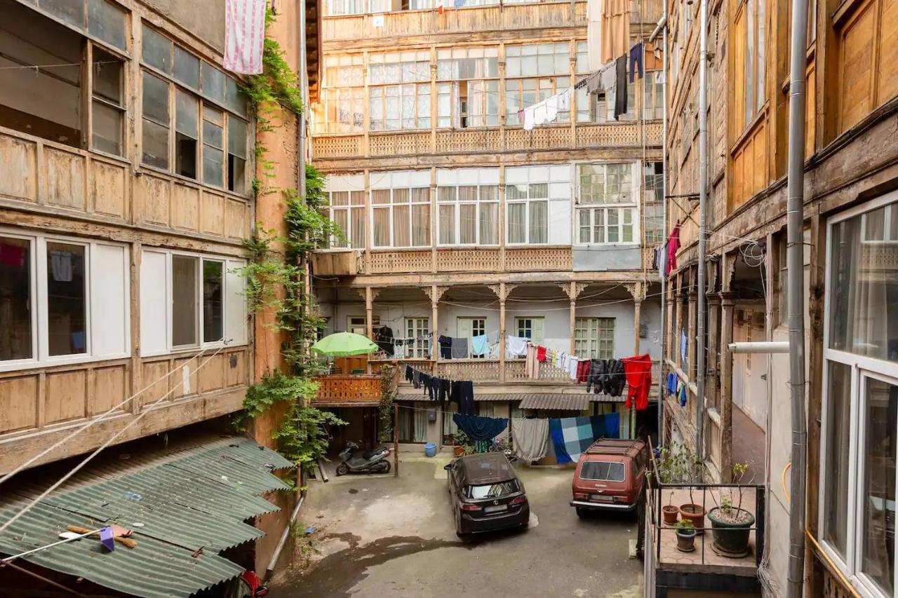 Room With Quite Yard View Tiflis Dış mekan fotoğraf
